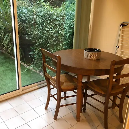 Apartment Dans Quartier Calme Avec Petit Jardin Montpellier
